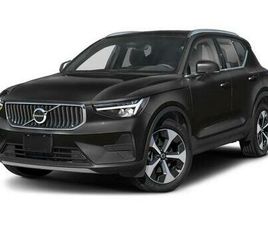 2026 VOLVO XC40 B5 ULTRA BLACK EDITION