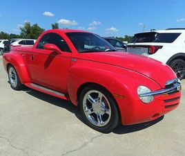 CHEVROLET SSR USED 2004 CHEVROLET SSR LS
