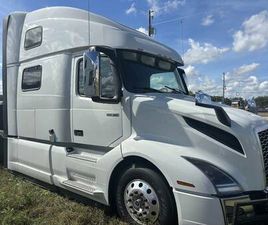 PETERBILT 579 2024 VOLVO VNL 860, 2024 PETERBILT 579 CURTAIN SIDE & DRY VAN