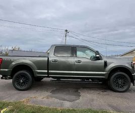 2020 FORD F-250 LARIAT CREWCAB