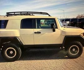 TOYOTA FJ CRUISER 2010 TOYOTA FJ CRUISER