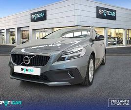 VOLVO V40 T3 VOLVO V40 T3 R-DESIGN MOMENTUM