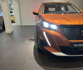 PEUGEOT 2008 1.2 PURETECH ALLURE | NAVIGATIE | CAMERA | TREKHAAK | CLIMATE CONTROL