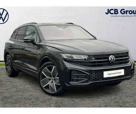 VOLKSWAGEN TOUAREG - 3.0 V6 TDI 4MOTION 286 BLACK EDITION 5DR TIP AUTO