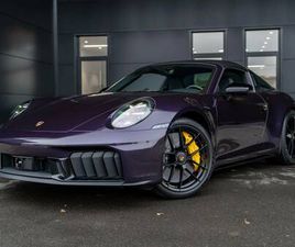 PORSCHE 911 TARGA 4 GTS