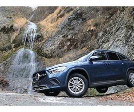 GLA 250 4MATIC STYLE 8G-DCT