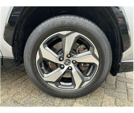 TOYOTA RAV4 2.5 PLUG-IN HYBRID AWD BI-TONE PLUS