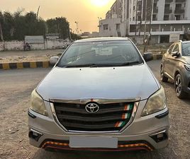 TOYOTA INNOVA