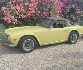 TRIUMPH TR6 - 1971