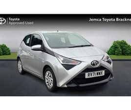 TOYOTA AYGO X-PLAY HATCHBACK'S 1.0 VVT-I X-PLAY X-SHIFT EURO 6 5DR (SAFETY SENSE)