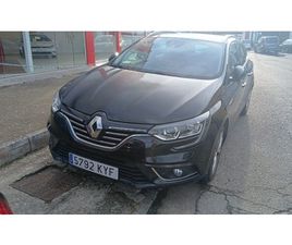 RENAULT MEGANE RENAULT MEGANE BERLINA CON PORTÓN 1.3 TCE ZEN 103KW 140 5P DE SEGUNDA MANO Y OCASIÓN | DRIVERIS