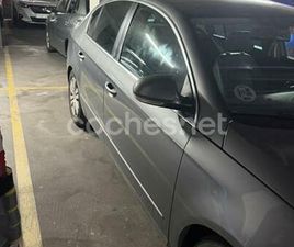 VOLKSWAGEN PASSAT VOLKSWAGEN PASSAT 2.0 TDI TRENDLINE