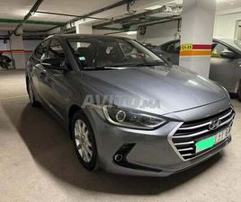 HYUNDAI ELANTRA DIESEL MANUELLE 2017 À CASABLANCA