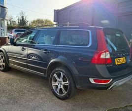VOLVO XC70 D5 2.4 D5 SE LUX GEARTRONIC AWD EURO 5 5DR