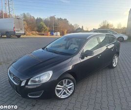 VOLVO V60 D3 VOLVO V60
