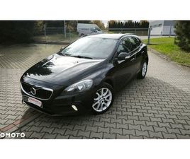 VOLVO V40 CROSS COUNTRY D2 VOLVO V40 CROSS COUNTRY D2 DRIVE-E MOMENTUM