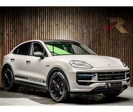 PORSCHE CAYENNE 3.0 V6 E-HYBRID 25.9KWH COUPE 5DR PETROL PLUG-IN HYBRID TIPTRONICS 4WD EURO 6 (S/S) (470 PS) NEARLY COUPE 2024, 15597 MILES, £84750 - 33000453 -