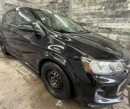 2017 CHEVROLET SONIC LT TOIT CAM DE RECUL **APPROUVÉ À 99.9%**
