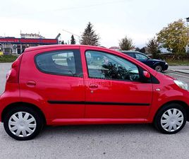 PEUGEOT 107 PEUGEOT 107 1.0 TRENDY