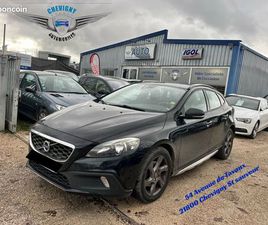 VOLVO V40 CROSS COUNTRY 115CV MOMENTUM