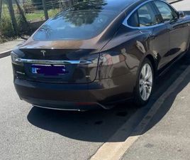 TESLA MODEL S TESLA MODÈLE S