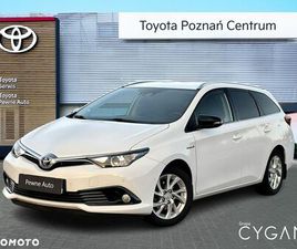 TOYOTA AURIS HYBRID 135 PREMIUM
