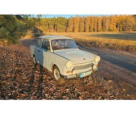 TRABANT 601 TRABANT 601S DELUXE 1986 2.HAND GLETSCHERBLAU