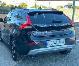 VOLVO V40 CROSS COUNTRY D2 VOLVO V40 CROSS COUNTRY 2.0 D2 MOMENTUM AUTO
