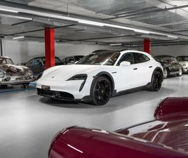 TAYCAN TURBO CROSS TURISMO