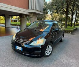 TOYOTA AVENSIS VERSO TOYOTA AVENSINS VERSO 2.0