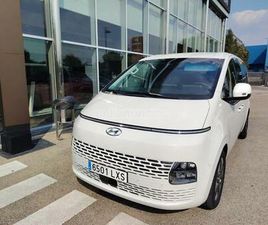 HYUNDAI - STARIA