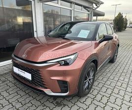 LEXUS LBX 1.5 HYBRID COOL TECH E-CVT