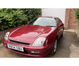 HONDA PRELUDE 1998 HONDA PRELUDE ROUGE FONCÉ MANUEL, 5 VITESSES CONDUIT...