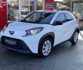 TOYOTA AYGO X PLAY: BASIS