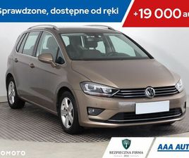 VOLKSWAGEN GOLF SPORTSVAN