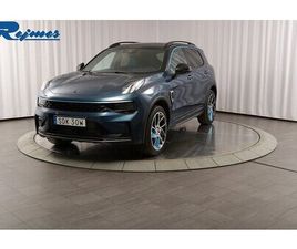 LYNK & CO 01 PHEV DRAG PANO 360KAM RATTVÄRME