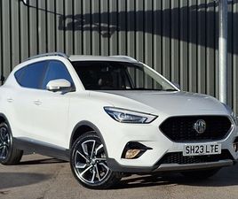 1.5 VTI-TECH EXCLUSIVE 5DR