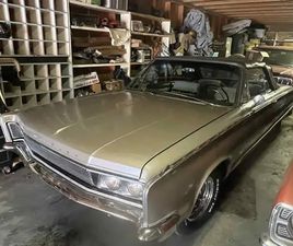 1966 CHRYSLER WINDSOR