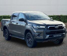 TOYOTA HILUX INVINCIBLE X PICKUP'S 2.8 D-4D INVINCIBLE X AUTO 4WD EURO 6 (START/STOP) 4DR