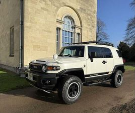 TOYOTA FJ CRUISER DARKSIDE SPECIAL EDITION OFF-ROAD TRD