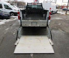 CHEVROLET SILVERADO 1500 REGULAR CAB 2022 CHEVROLET SILVERADO 1500 REGULAR CAB TOMMY GATE G2 HYDRAULI