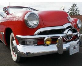 FORD CUSTOM DELUXE CONVERTIBLE V8 - FLATHEAD 3,9L