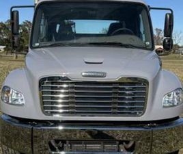 FREIGHTLINER M2 106 FREIGHTLINER M2 106