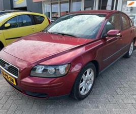 VOLVO S40 VOLVO S40 2.4 AUTOMAAT 87 DKM NAP YOUNGTIMER — VOLVO — MARKTPLAATS