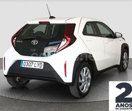 TOYOTA AYGO X CROSS 1.0 VVTI PLAY