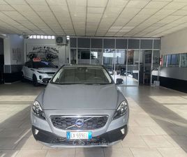 VOLVO V40 CROSS COUNTRY D4 V40 CROSS COUNTRY 2.0 D4 MOMENTUM 190CV GEARTRONIC