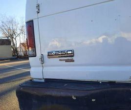 FORD ECONOLINE 250 SUPER DUTY 2012