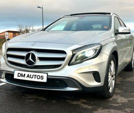 MERCEDES GLA GLA 220 MERCEDES GLA CLASSE 220 CDI 4MATIC SPORT TOIT OUVRANT + HARMAN KARDON CUIR