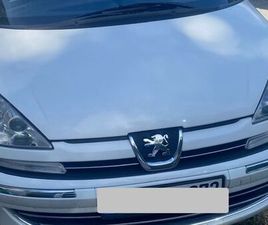 PEUGEOT 807 AUTO PEUGEOT 807 2,0HDI 7SITZER