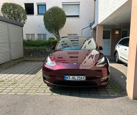 TESLA MODEL Y PERFORMANCE VIEL SONDERAUSSTATTUNG